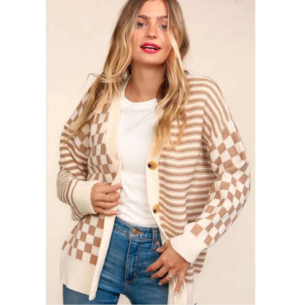 Haptics Women's Beige Checkered Cardigan Sweater